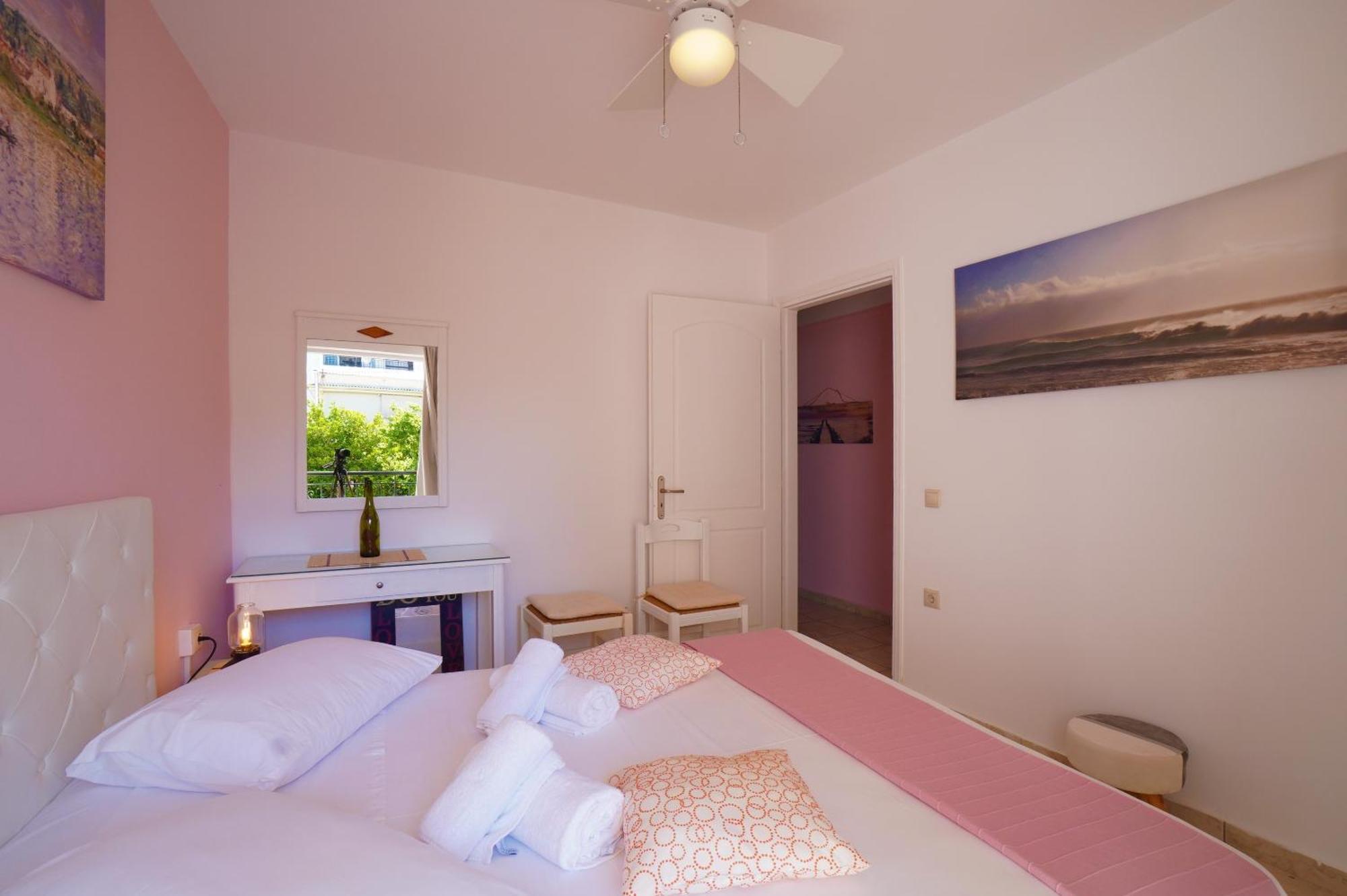 Mandy Seafront Studios Закинтос Номер фото