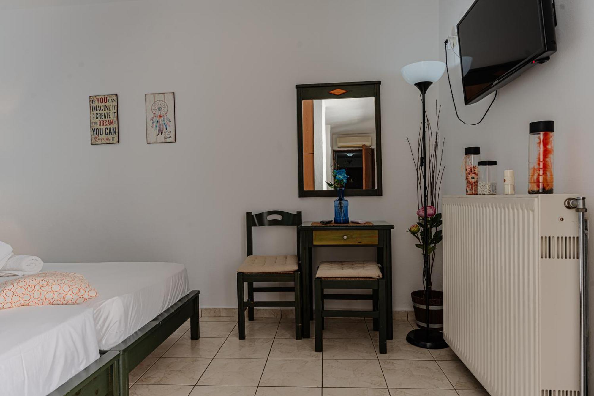 Mandy Seafront Studios Закинтос Номер фото